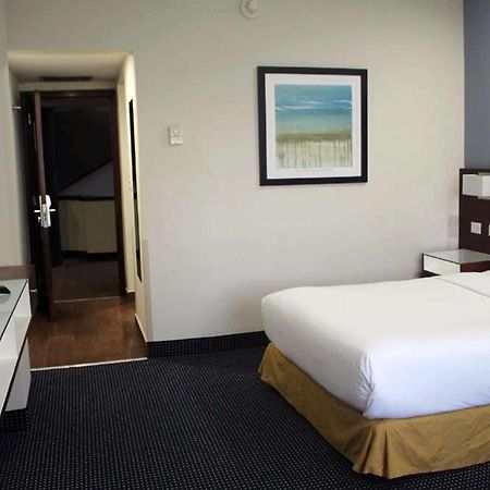 Best Western Santorin Ciudad Victoria Esterno foto